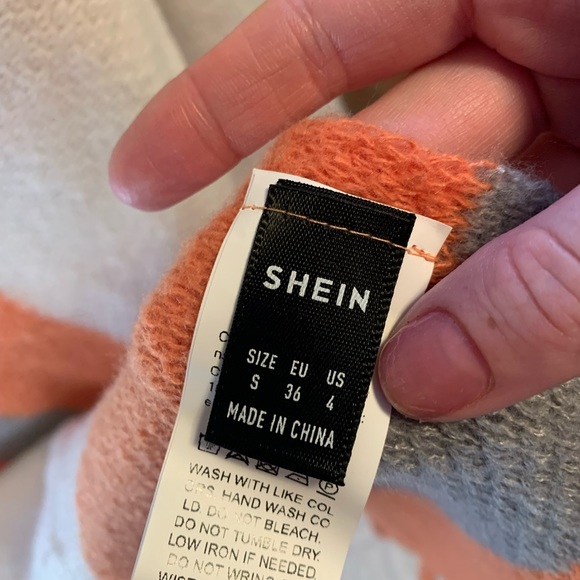 Shein poncho - Picture 6 of 6